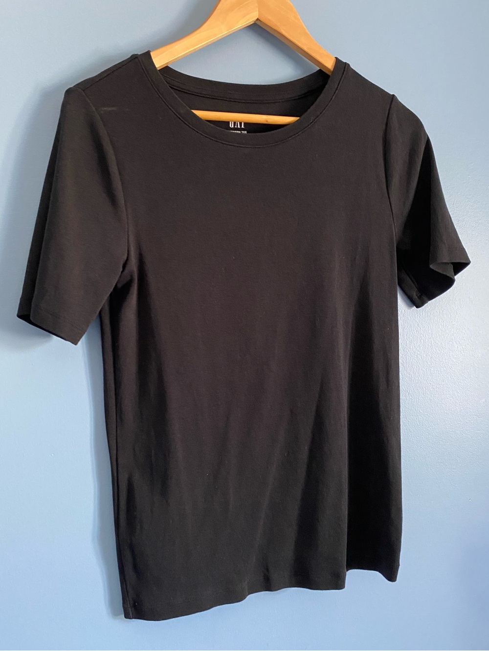 GAP Modern t-shirt - Classic Black Crew Neck